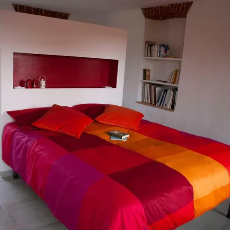 Otium Bed & Breakfast *