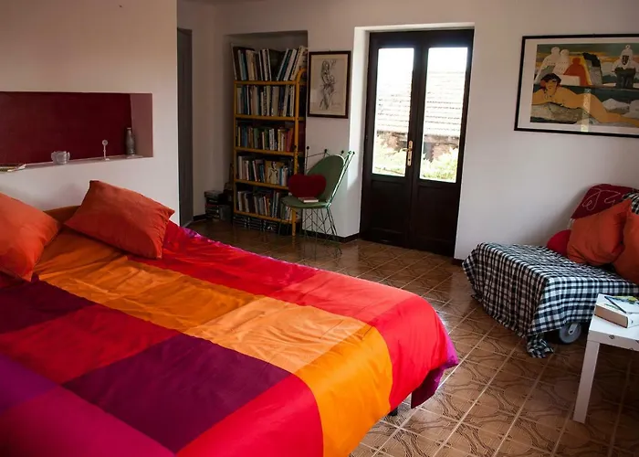 Otium فندق مبيت وإفطار 3*